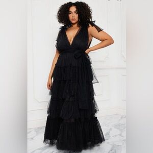 Black tulle evening dress. Size XL
